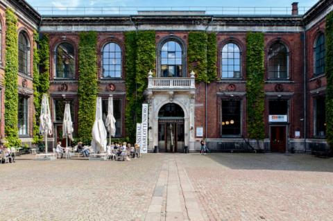 Museum wedding in Copenhagen Denmark